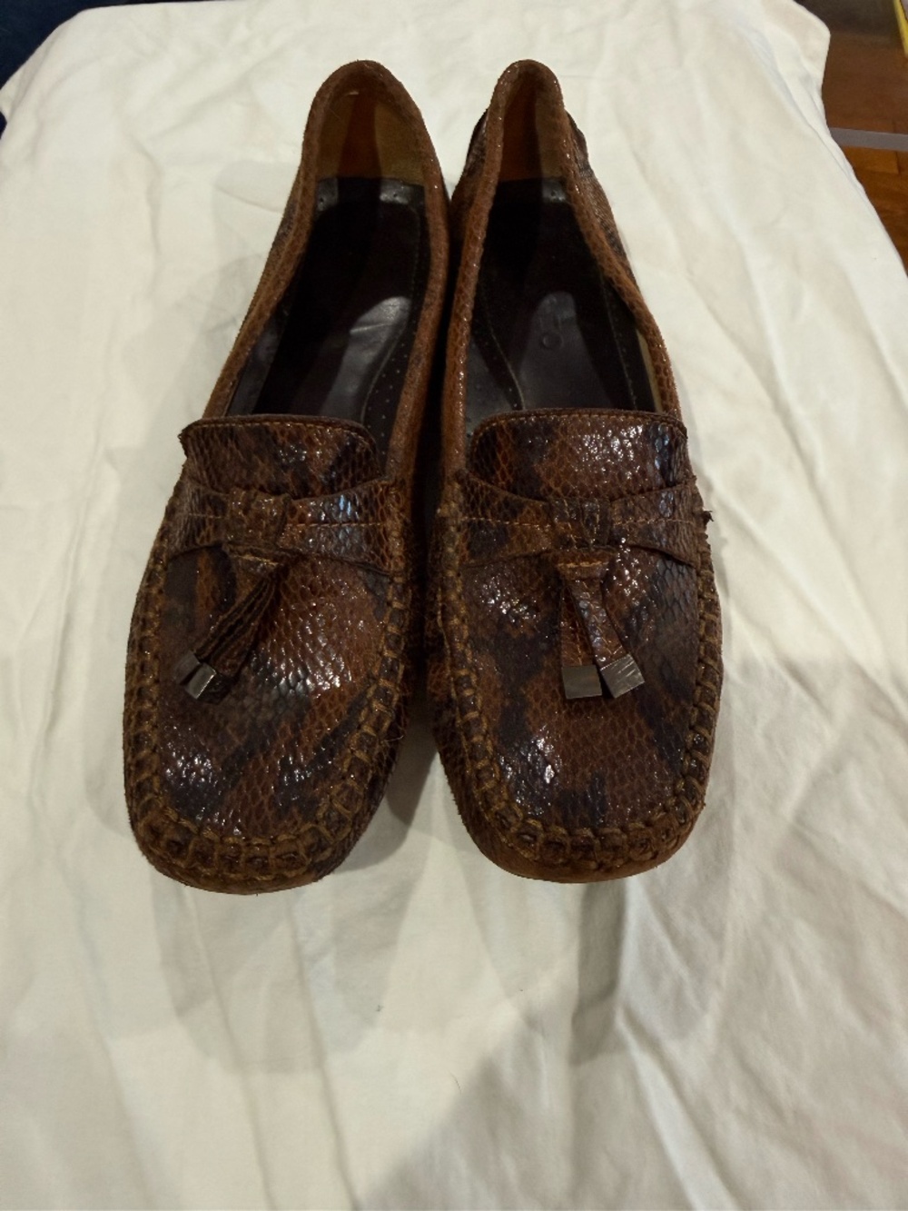 Liz & Co. Brown Snakeskin Tassel Driving Loafers Flats - Size 8
